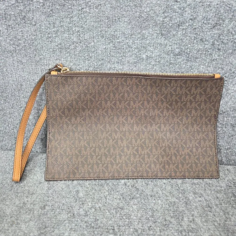 Michael Kors Jet Set Signature Multifunction Wristlet - Black, Large‎
